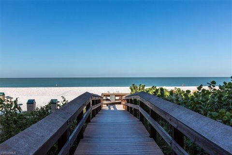 A home in MARCO ISLAND