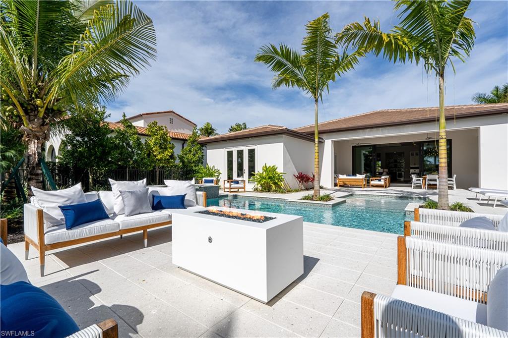 LUCARNO - Residential