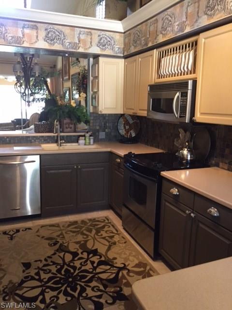 MONTEREY - Residential