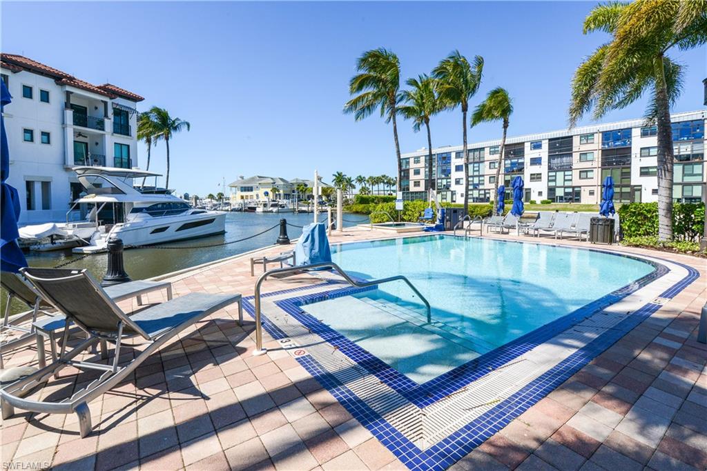 NAPLES BAY RESORT - Residential
