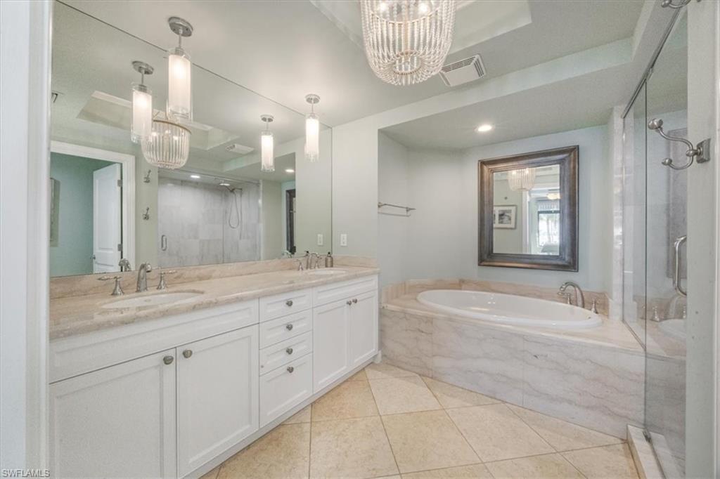 NAPLES BAY RESORT - Residential