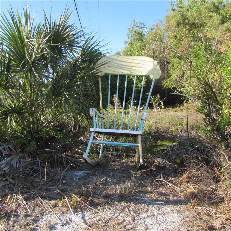 PINE ISLAND ESTATES - Land