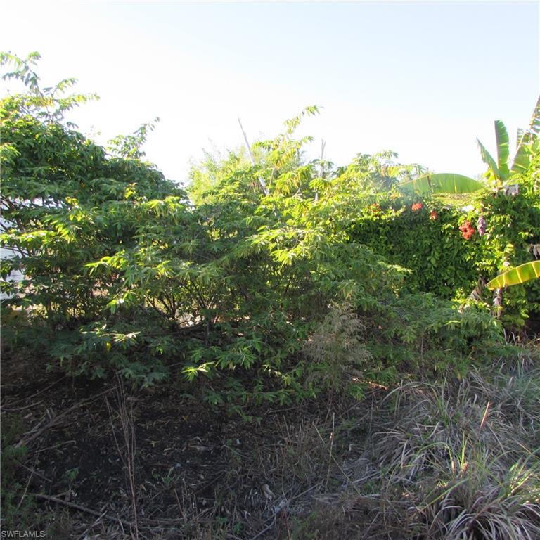 PINE ISLAND ESTATES - Land