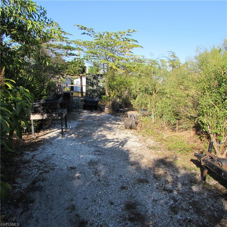 PINE ISLAND ESTATES - Land