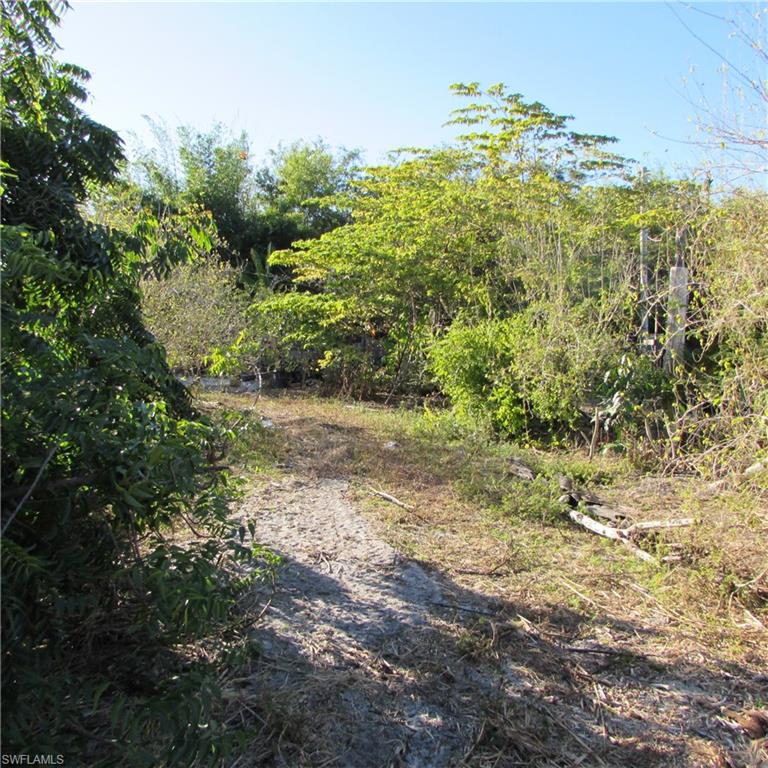 PINE ISLAND ESTATES - Land