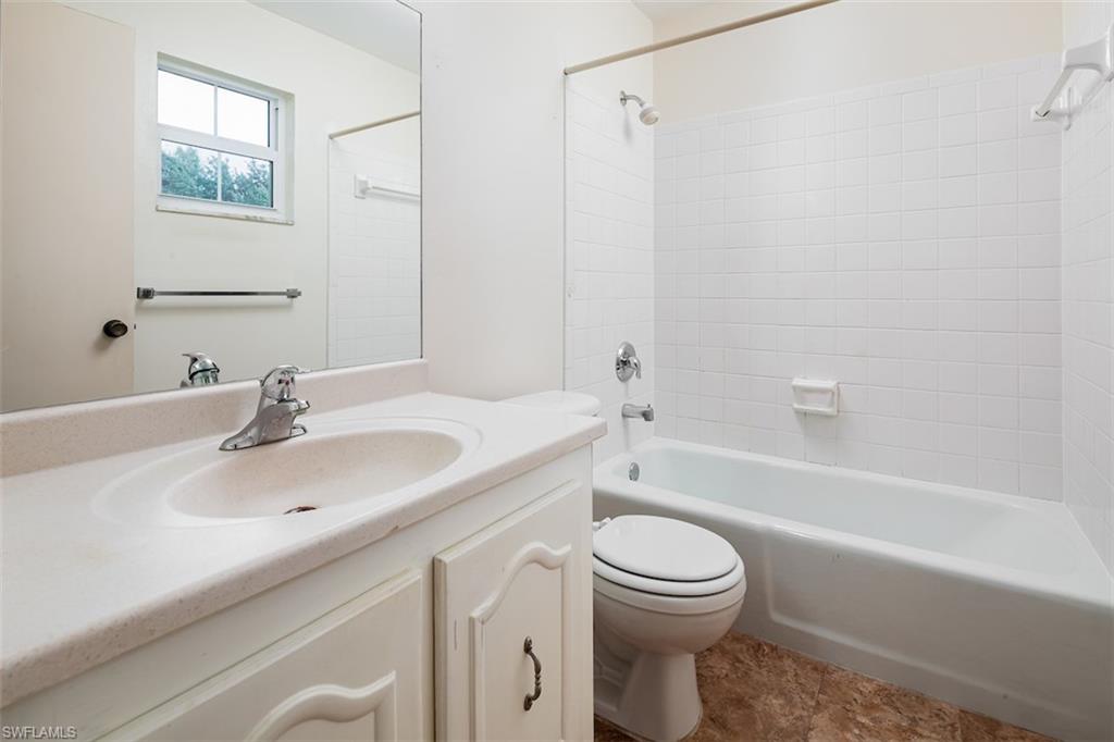 ST ANDREWS MANOR - Residential