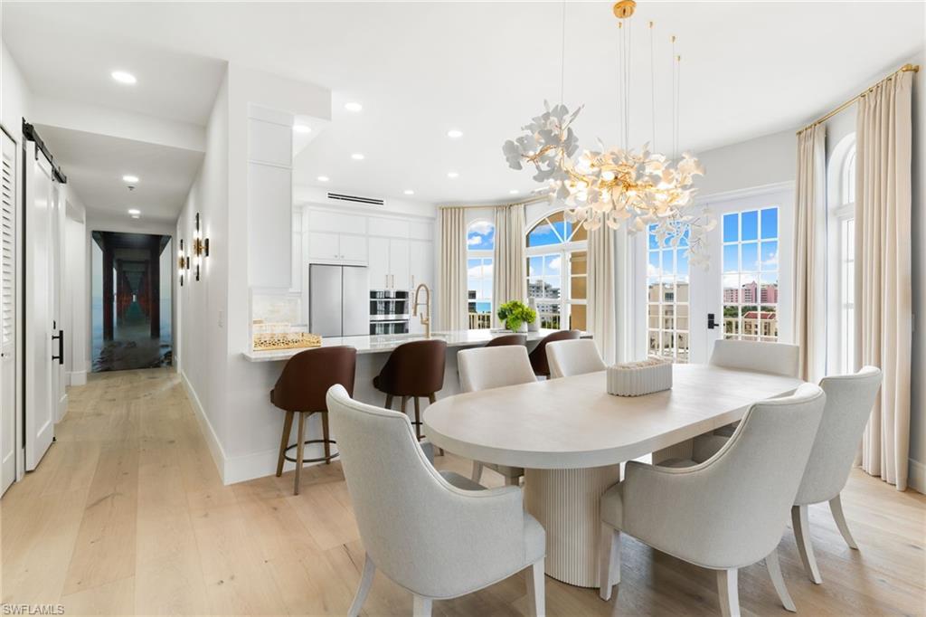 COURTYARD TOWERS - Residential