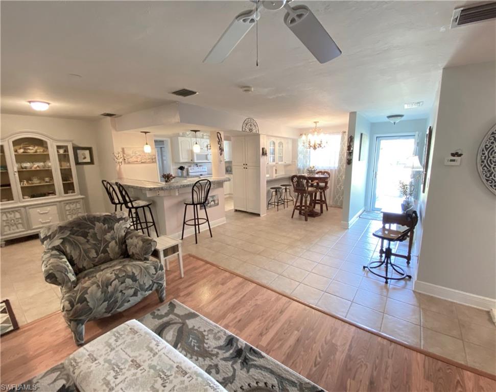 BLVD HTS SHOPPING CENTER - Residential