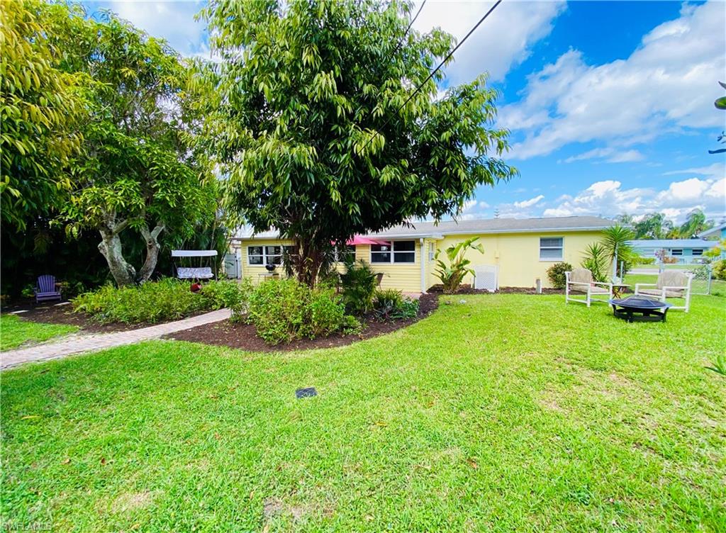 BLVD HTS SHOPPING CENTER - Residential