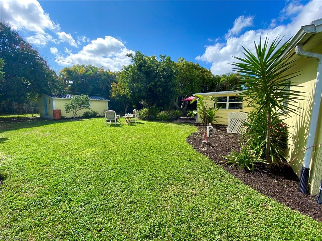 BLVD HTS SHOPPING CENTER - Residential