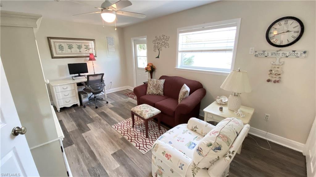 BLVD HTS SHOPPING CENTER - Residential