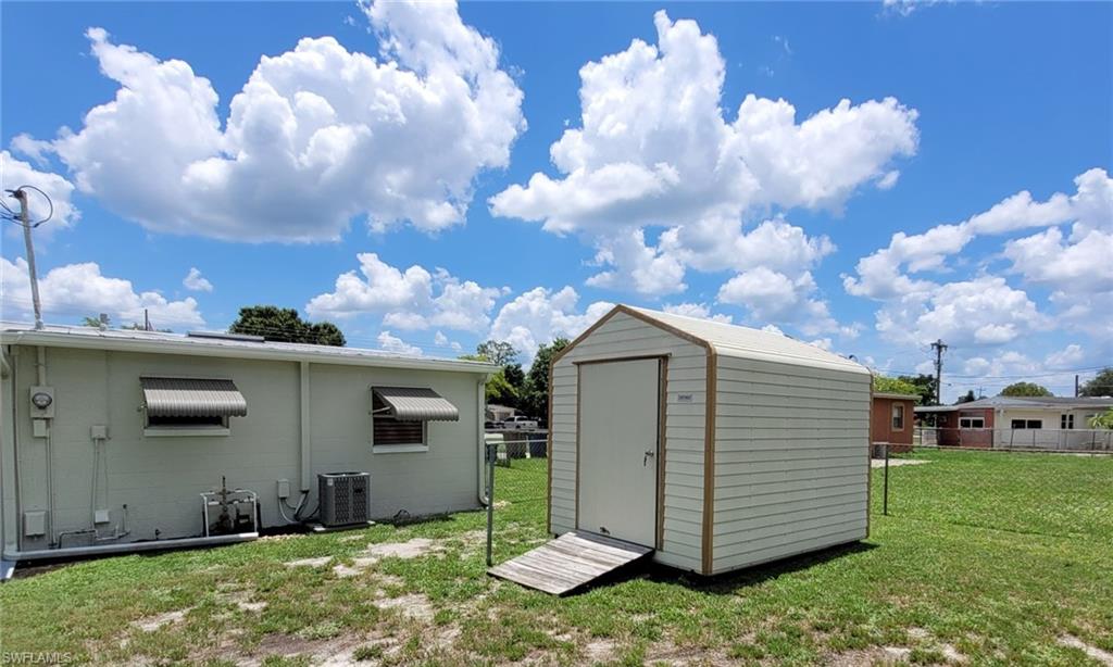 LEHIGH ACRES - Residential