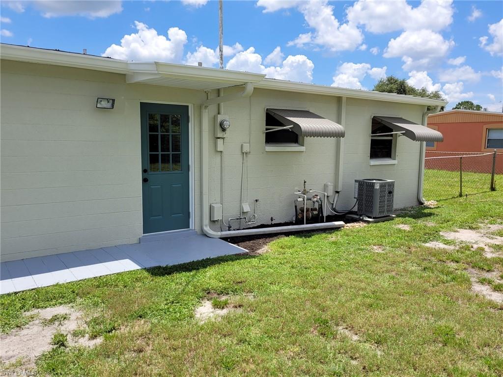 LEHIGH ACRES - Residential