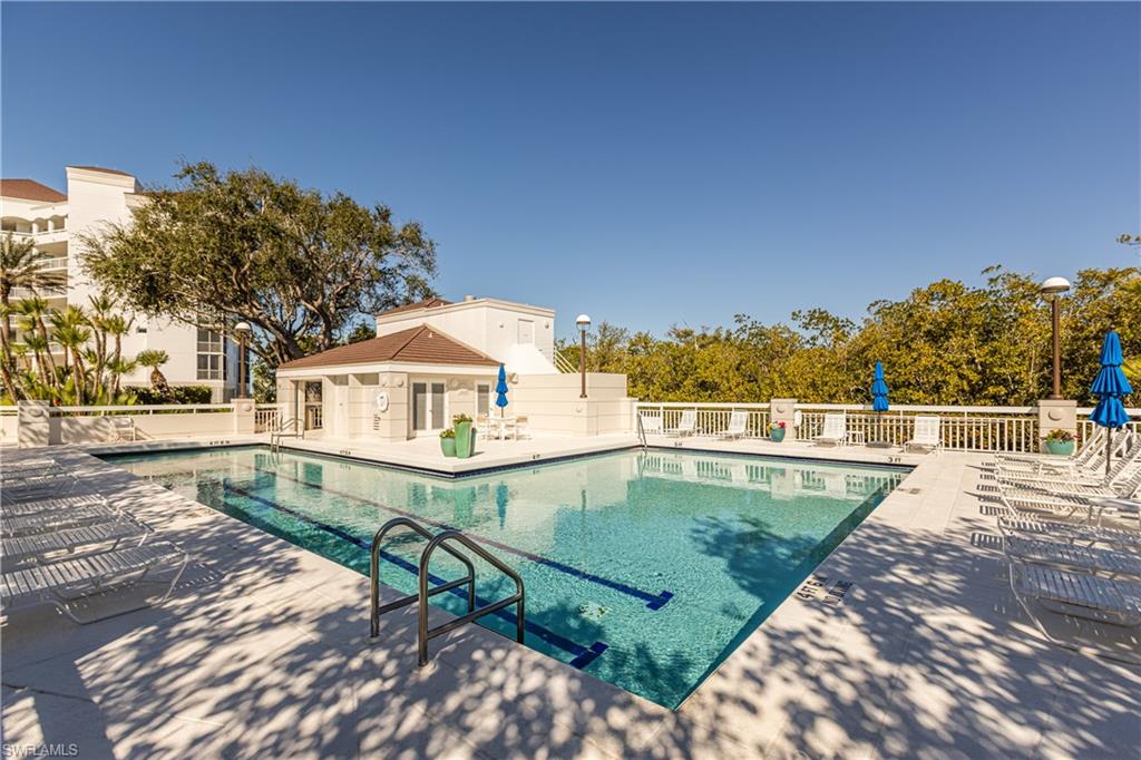 ROYAL MARCO POINT - Residential