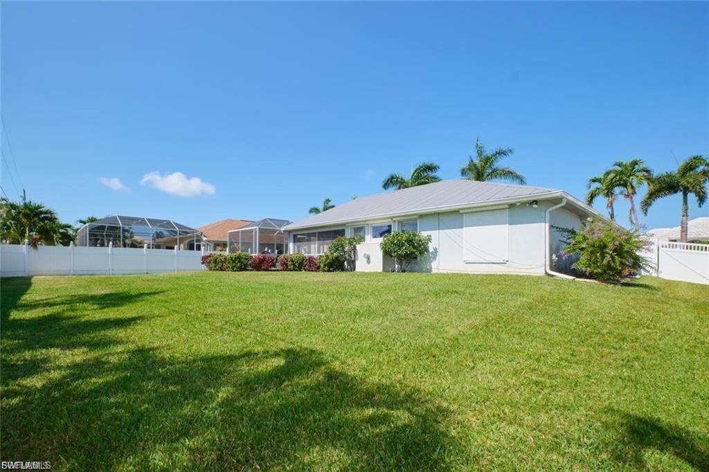 CAPE CORAL - Residential Lease