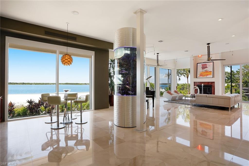 HIDEAWAY BEACH - Residential