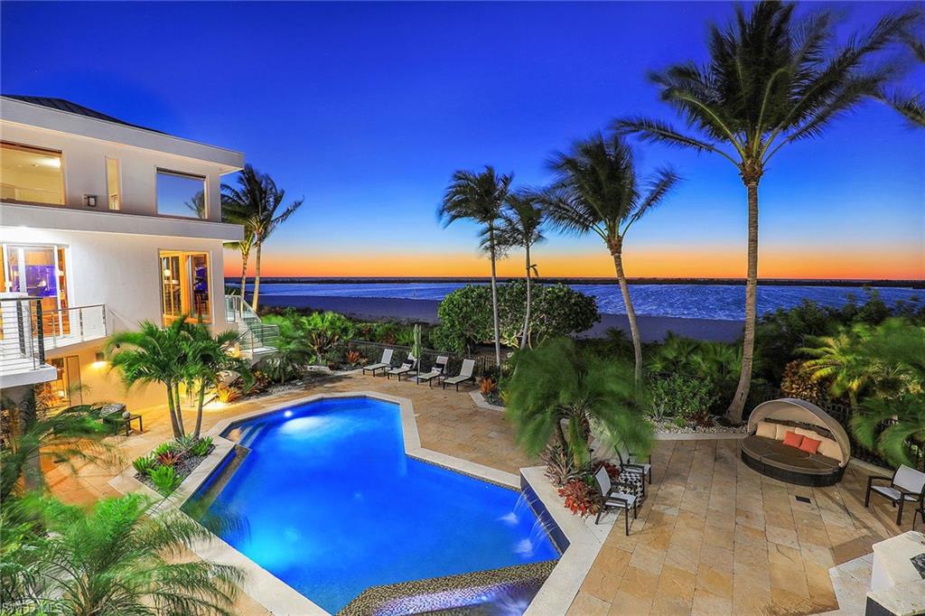 HIDEAWAY BEACH - Residential