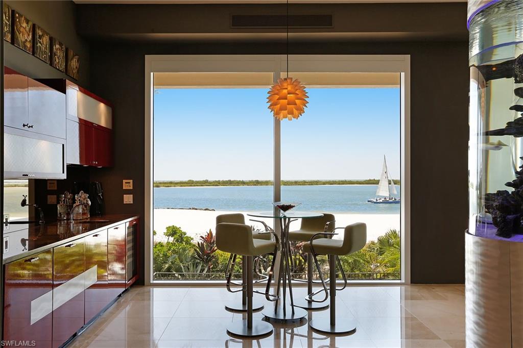 HIDEAWAY BEACH - Residential