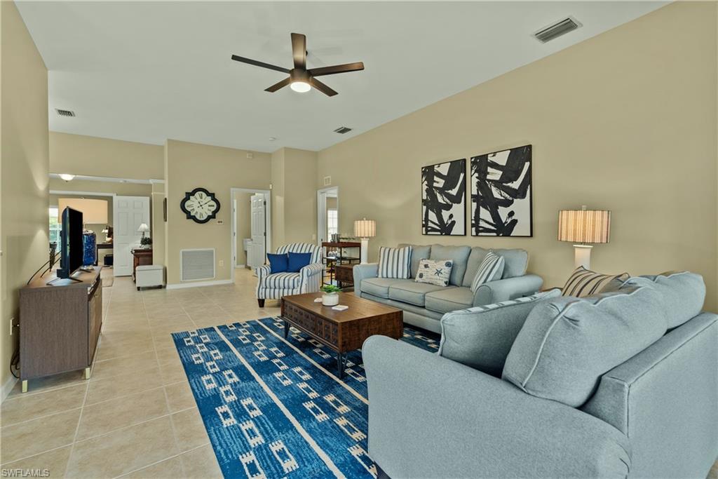 SABAL POINTE - Residential