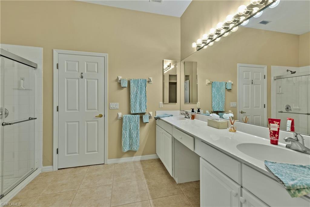 SABAL POINTE - Residential