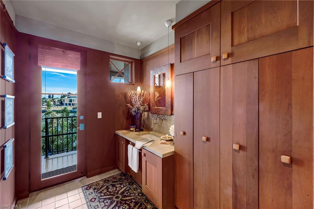 CONNERS - Residential