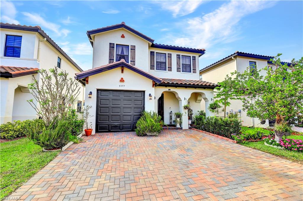 COQUINA AT MAPLE RIDGE - Residential