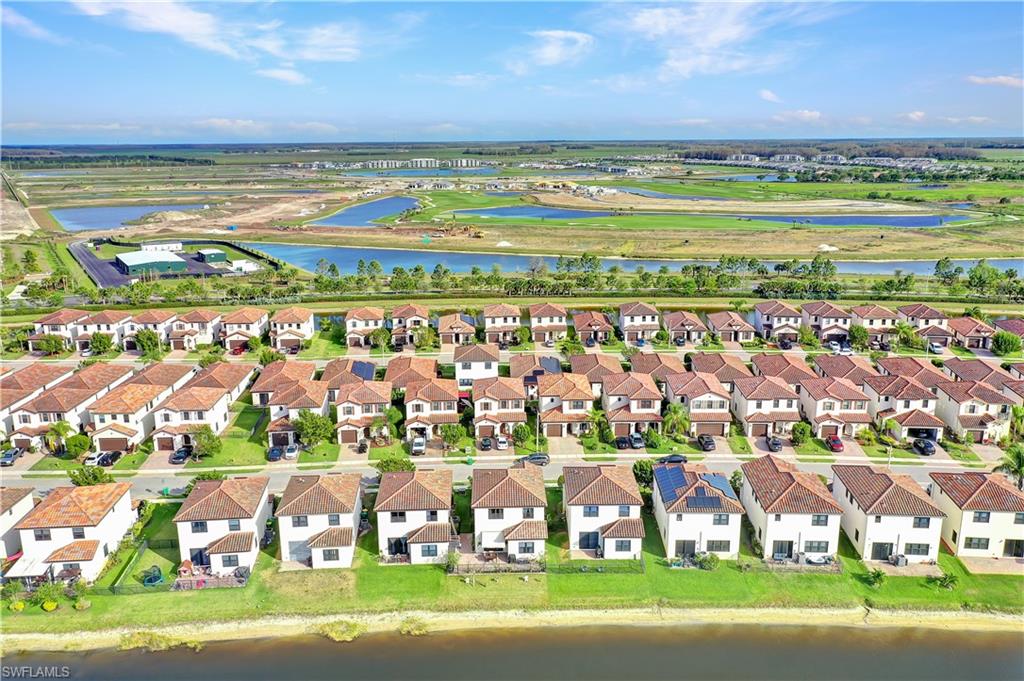 COQUINA AT MAPLE RIDGE - Residential