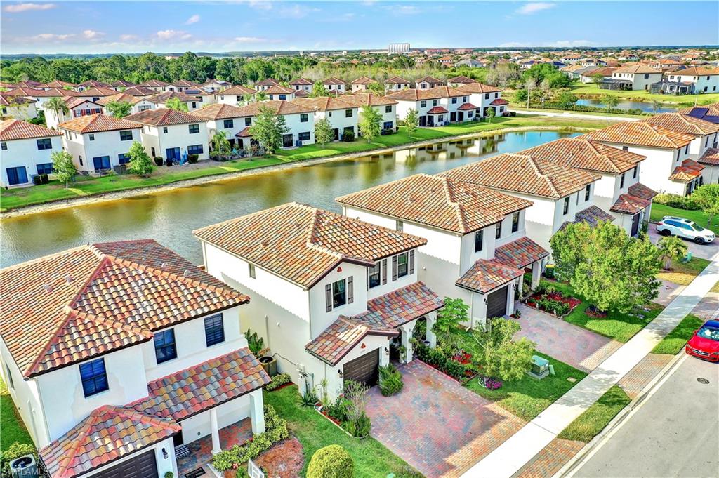 COQUINA AT MAPLE RIDGE - Residential