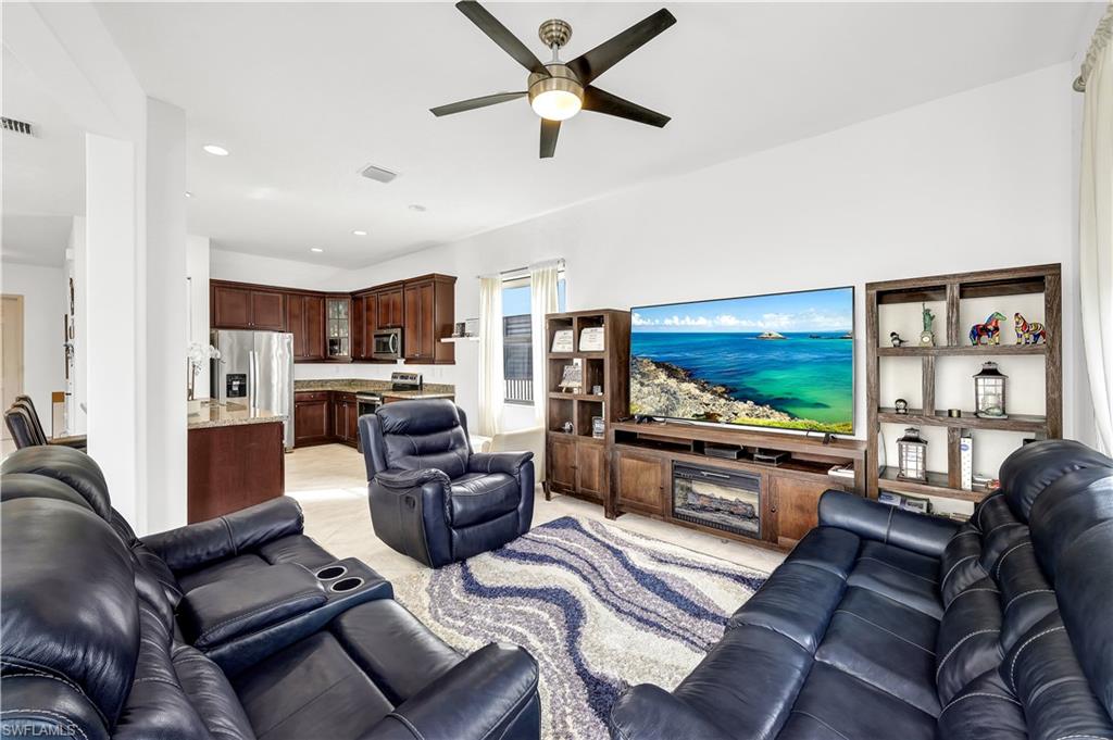 COQUINA AT MAPLE RIDGE - Residential