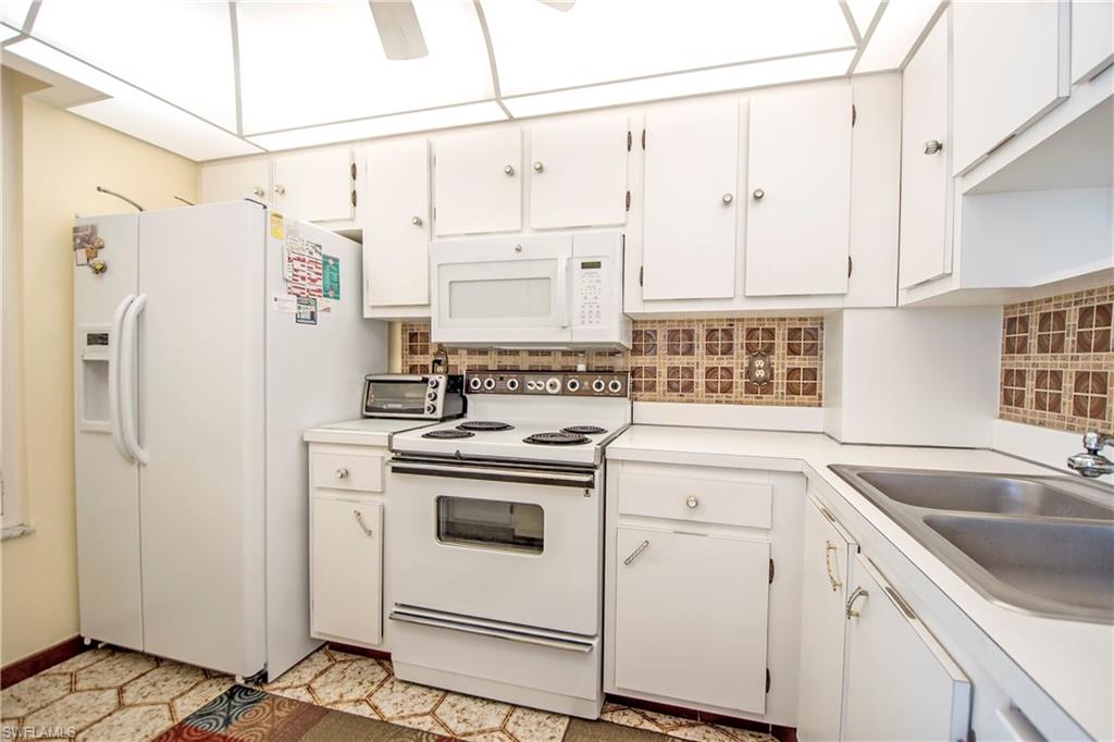 SEABREEZE CONDO - Residential