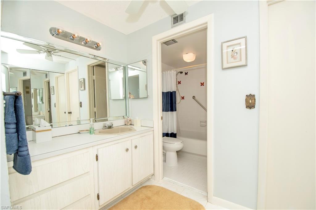 SEABREEZE CONDO - Residential