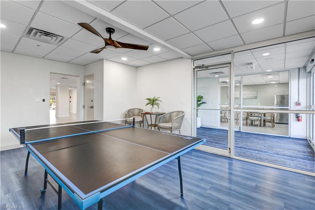 LOVERS KEY BEACH CLUB - Residential