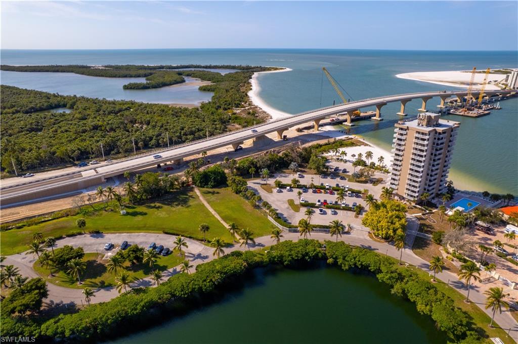 LOVERS KEY BEACH CLUB - Residential