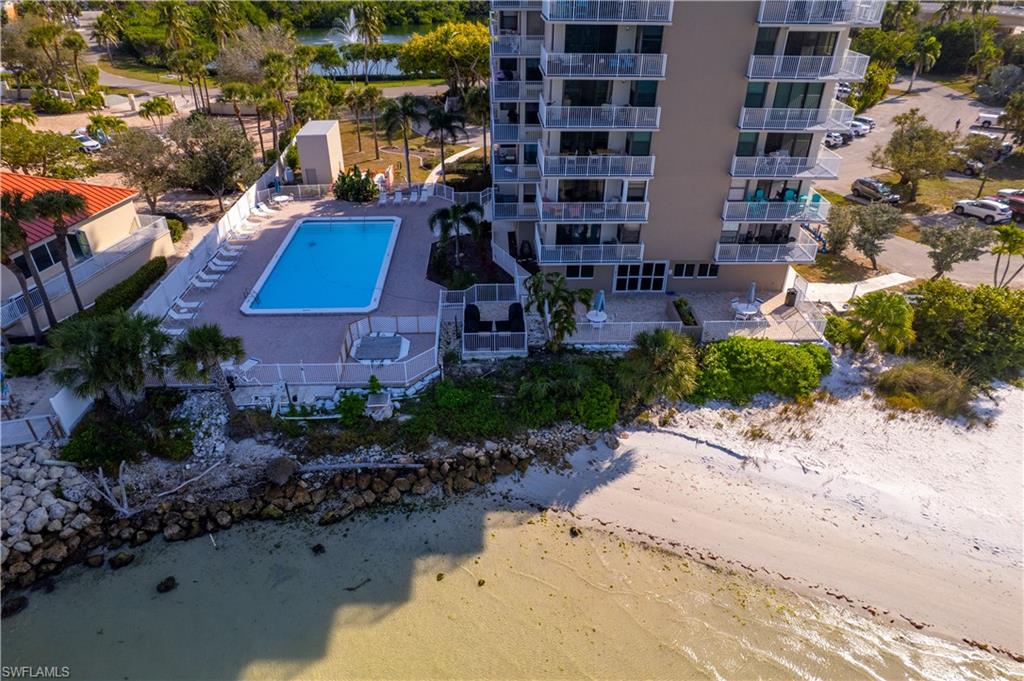 LOVERS KEY BEACH CLUB - Residential