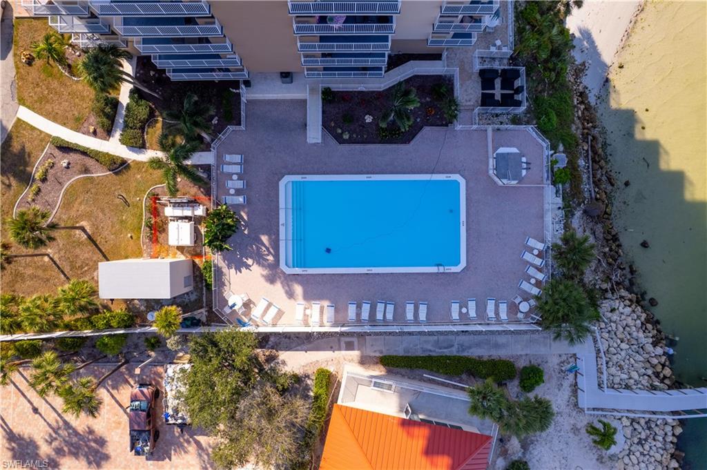 LOVERS KEY BEACH CLUB - Residential