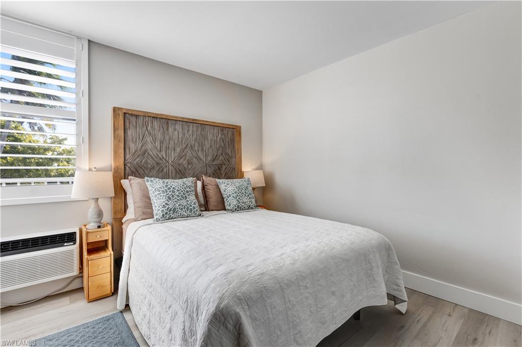 LOVERS KEY BEACH CLUB - Residential