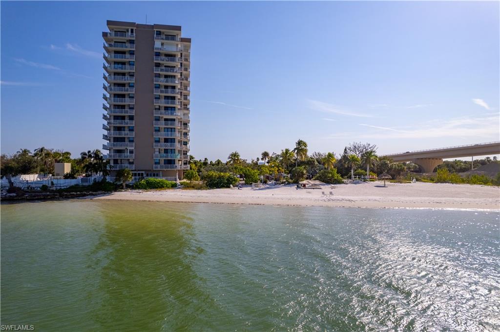 LOVERS KEY BEACH CLUB - Residential