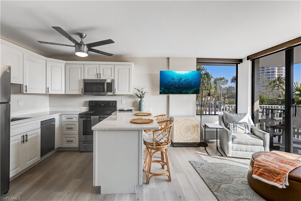 LOVERS KEY BEACH CLUB - Residential