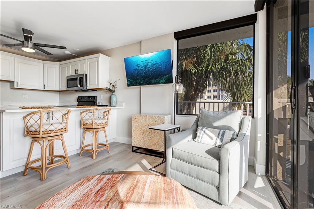 LOVERS KEY BEACH CLUB - Residential