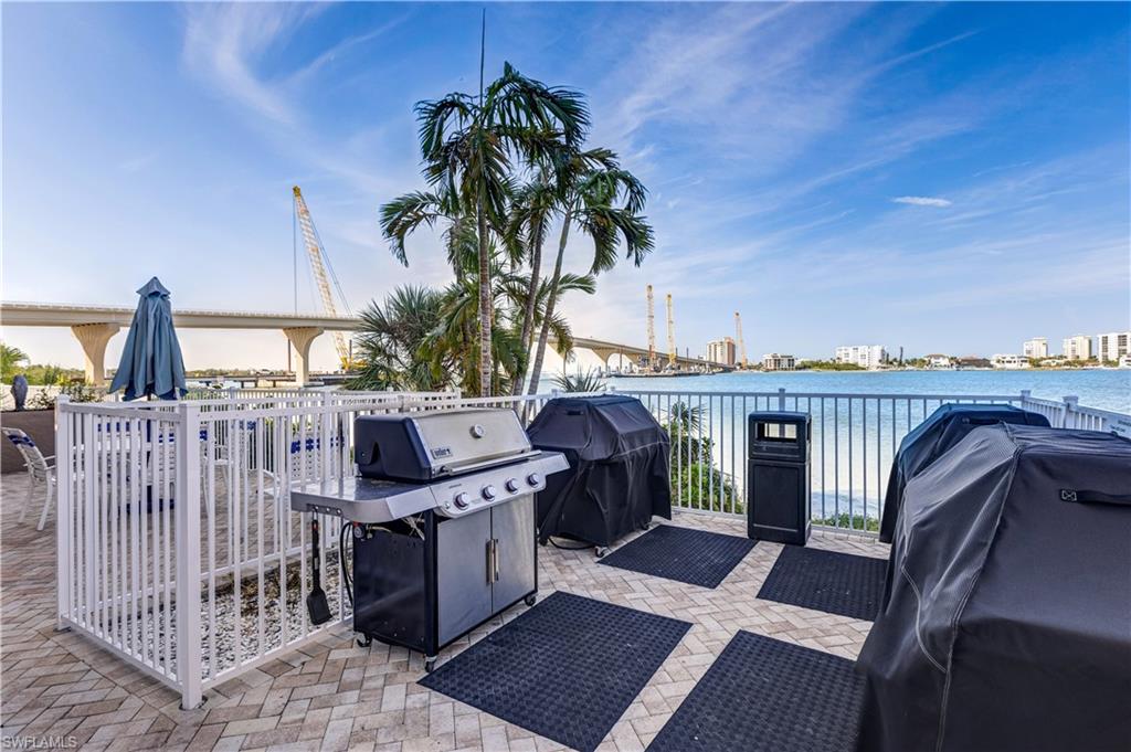 LOVERS KEY BEACH CLUB - Residential