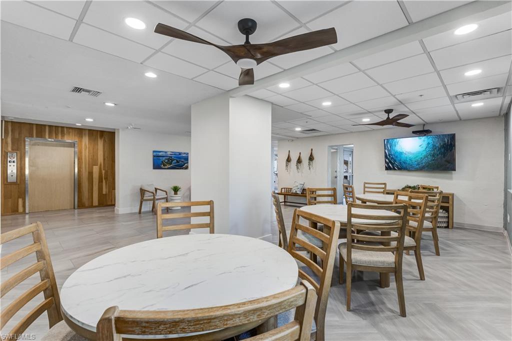 LOVERS KEY BEACH CLUB - Residential