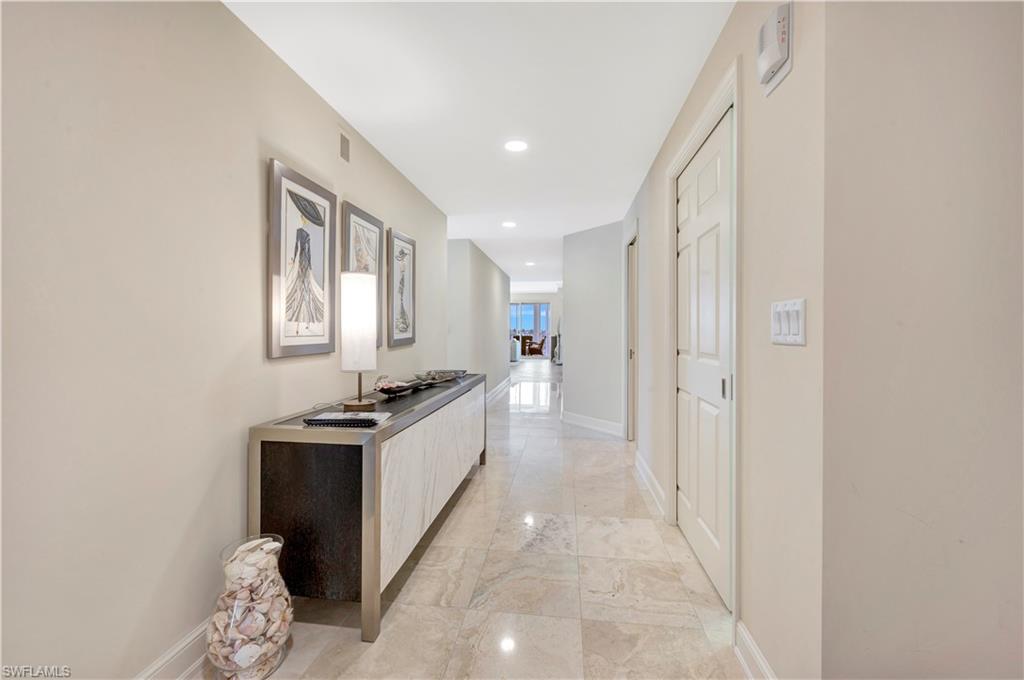 LE DAUPHIN - Residential