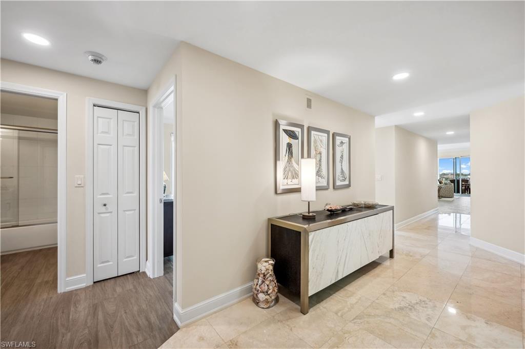 LE DAUPHIN - Residential