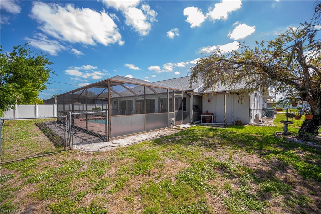 CAPE CORAL - Residential