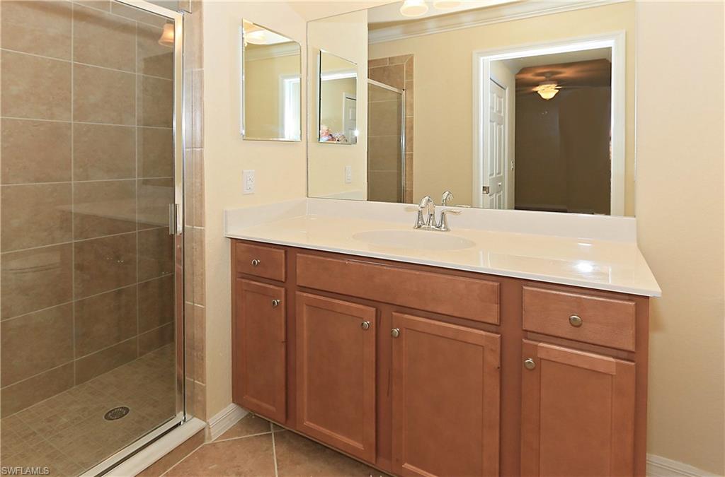 TREVI - Residential Lease