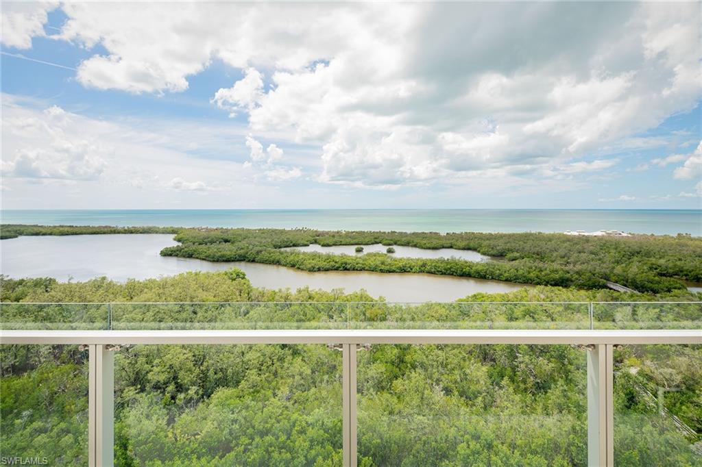 MYSTIQUE - Residential