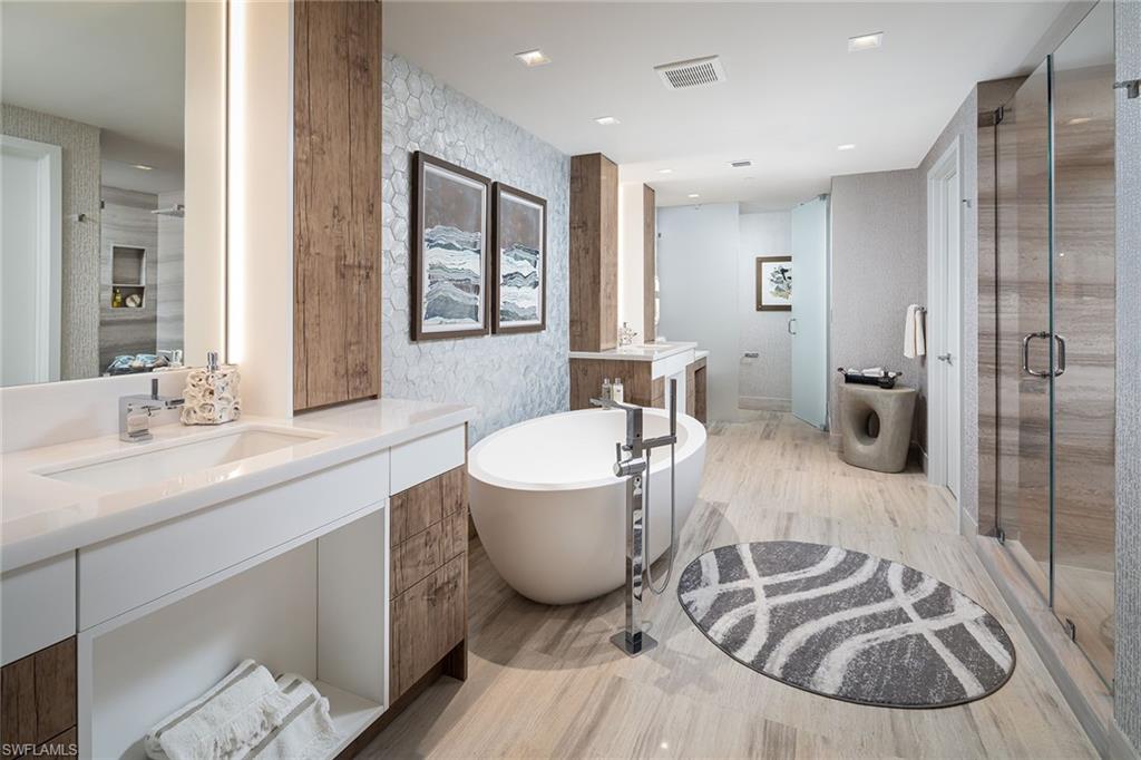 MYSTIQUE - Residential