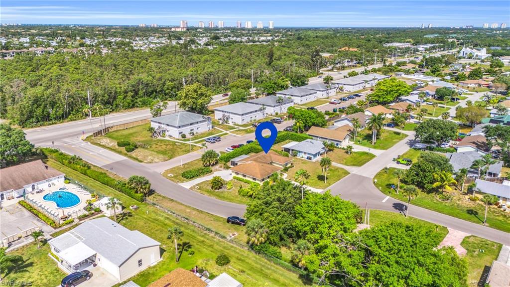 SANDY HOLLOW - Residential