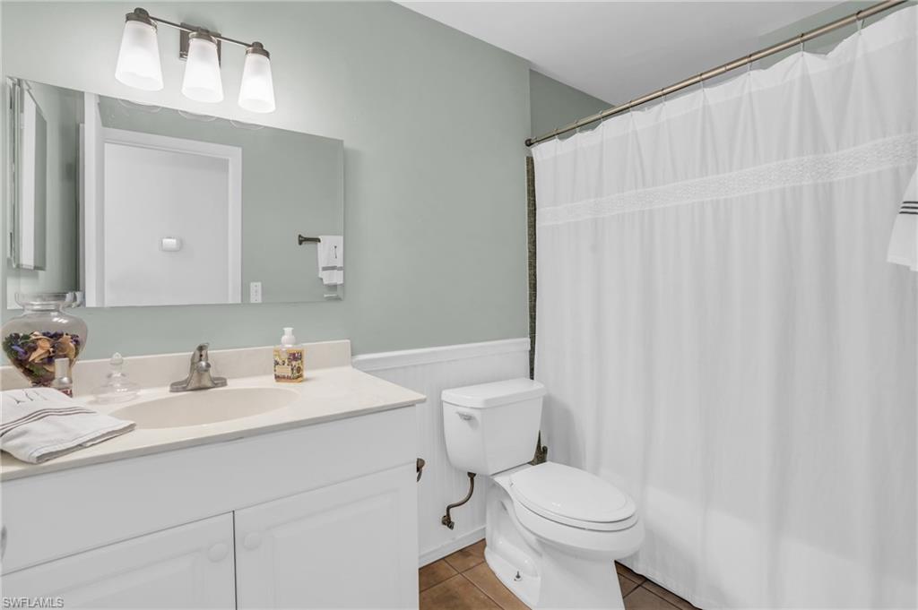 SANDY HOLLOW - Residential