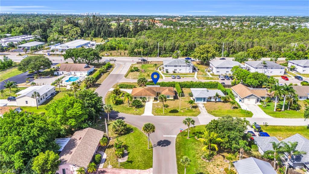 SANDY HOLLOW - Residential